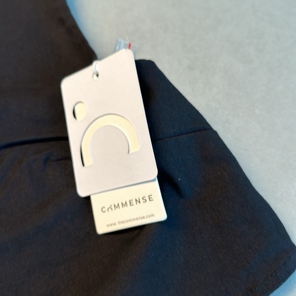 NWT Commense black boat neck crop top - Picture 2 of 3